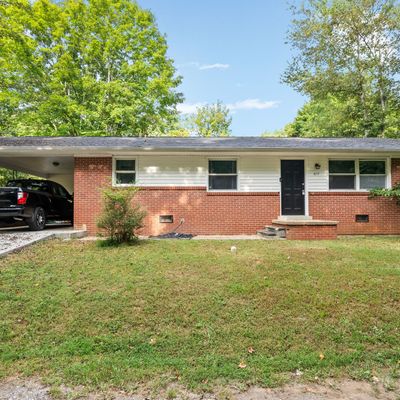 805 Dumas Dr, Clarksville, TN 37040