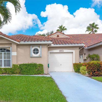 8077 Key West Ln, Boynton Beach, FL 33472