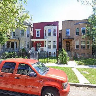 811 N Waller Ave, Chicago, IL 60651