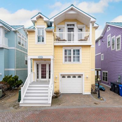 814 W Bay Club Ln, Beach Haven, NJ 08008