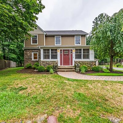 82 Airmount Ave, Ramsey, NJ 07446