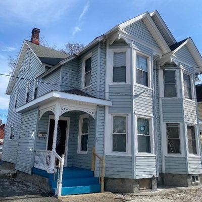 82 Pequannock St, Dover Town, NJ 07801