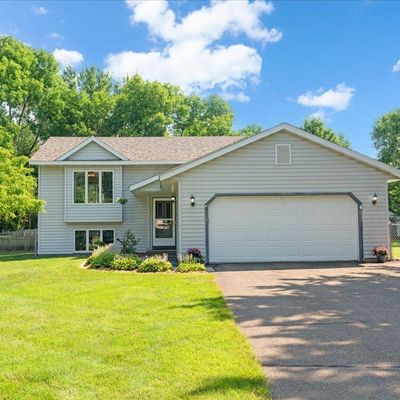 820 Fox Tree Ln N, Hudson, WI 54016