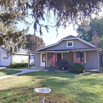 826 Eisenhower Ave, Janesville, WI 53545