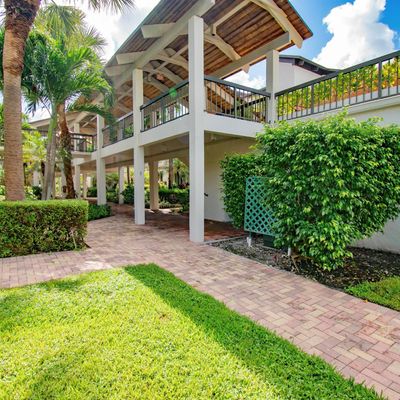 830 Greensward Court, Delray Beach, FL 33445