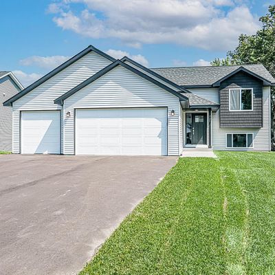 725 114th Court Ne, Blaine, MN 55449