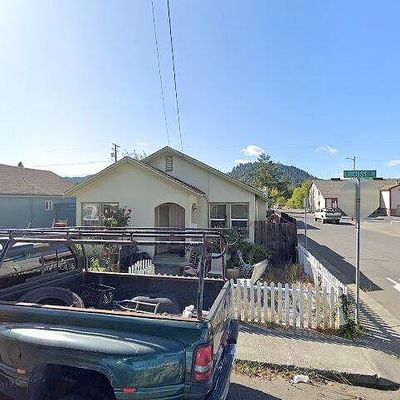 732 Locust St, Garberville, CA 95542