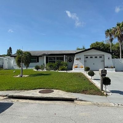 7330 Live Oak Ln, New Port Richey, FL 34653