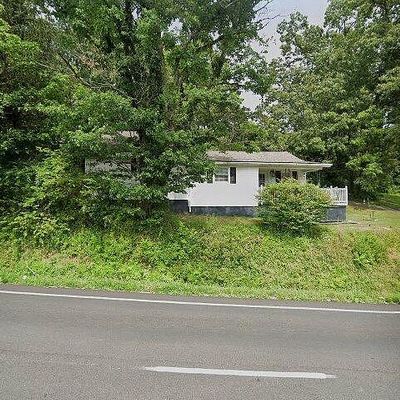 735 N Main St, Clinton, TN 37716