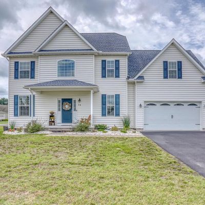 74 N High Meadow Dr, Felton, DE 19943