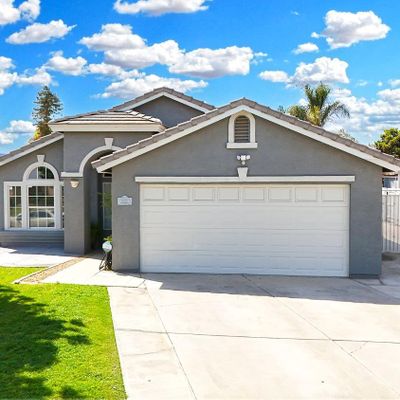 7401 Asseri St, Bakersfield, CA 93313