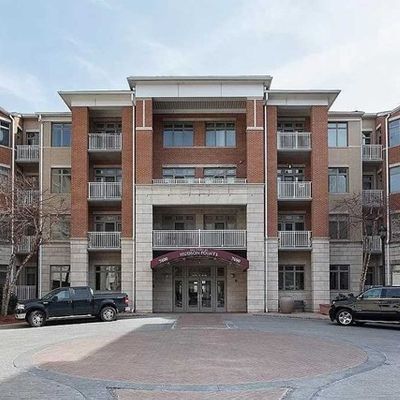 7400 River Rd #112, North Bergen, NJ 07047