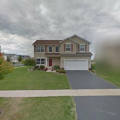 745 Oakwood St, Minooka, IL 60447