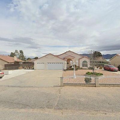 7467 Paisley Ave, Hesperia, CA 92345