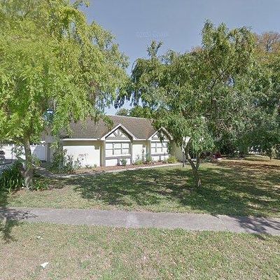 910 Winchester Ln, Valrico, FL 33594