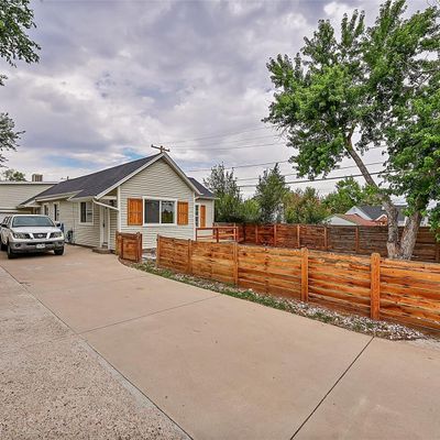 927 S Yates St #A, Denver, CO 80219