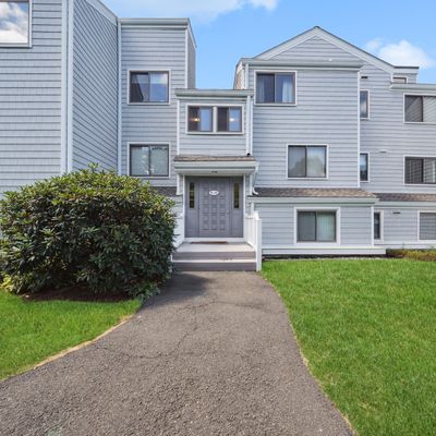 93 Rowayton Woods Drive #93, Norwalk, CT 06854