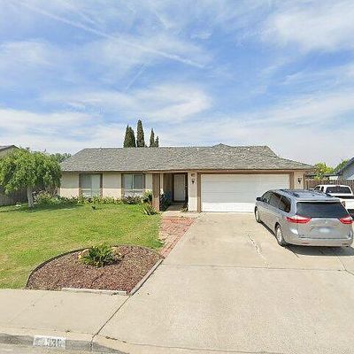 936 E Terrace Dr, Hanford, CA 93230