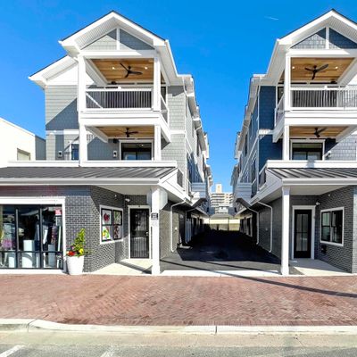 9412 Ventnor Ave #3, Margate, NJ 08402