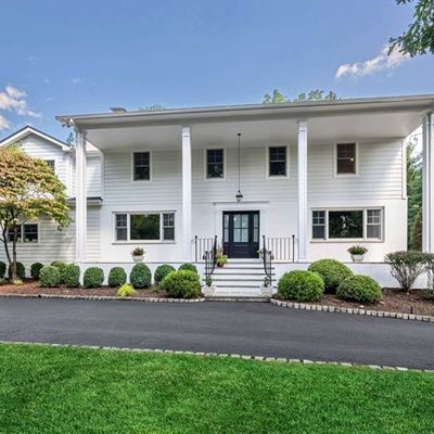 943 E Saddle River Rd, Ho Ho Kus, NJ 07423