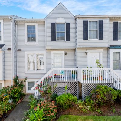 95 Lafayette Street #Apt 2, Stamford, CT 06902