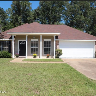 962 Bullrun Dr, Byram, MS 39272