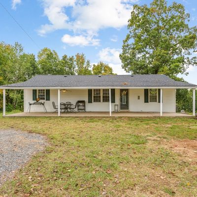 994 Purtle Rd, Lafayette, TN 37083