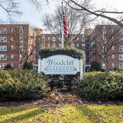 8350 Boulevard East #1 A, North Bergen, NJ 07047