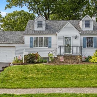 836 Manhattan Ave, Township Of Washington, NJ 07676