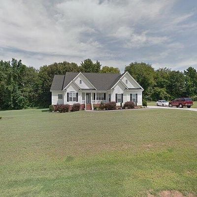 848 Duck Pond Rd, Nashville, NC 27856