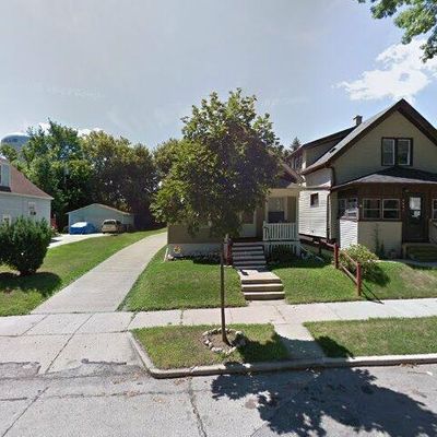 8523 W Maple St, Milwaukee, WI 53214