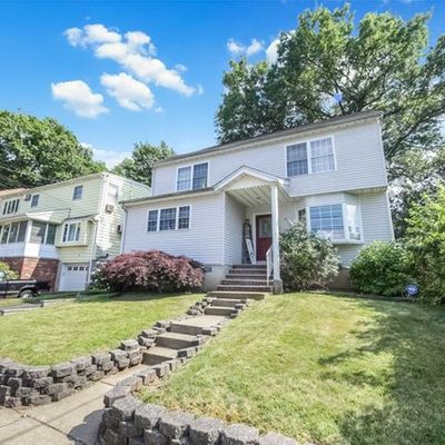 87 Franklin Ave, Fairview, NJ 07022