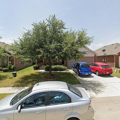 8724 Chisholm Trl, Cross Roads, TX 76227