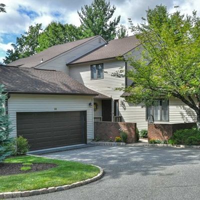 88 Fisher Rd, Mahwah, NJ 07430