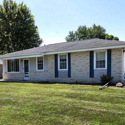 W242 N6565 Locust St, Sussex, WI 53089