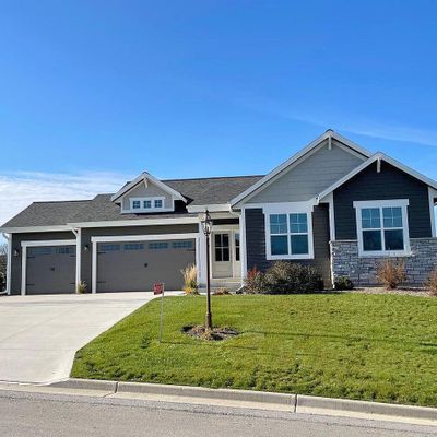 W255 S5377 Primrose Ln, Waukesha, WI 53189