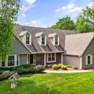 W258 S4951 Red Clover Dr, Waukesha, WI 53189