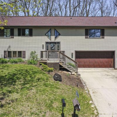 W3538 Washington Dr, Lake Geneva, WI 53147