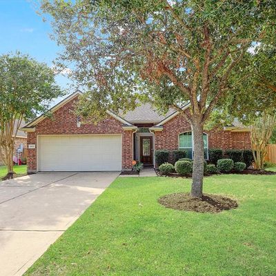 1011 Catania Ln, League City, TX 77573