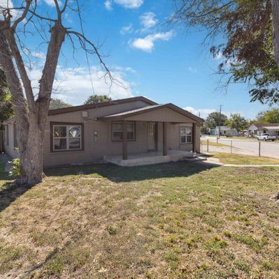 1020 Oasis St, New Braunfels, TX 78130