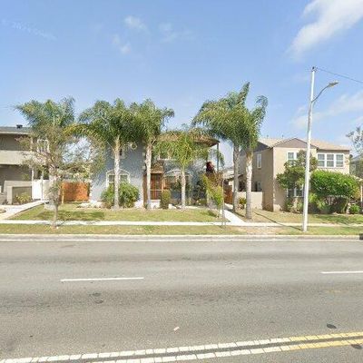 10418 S Van Ness Ave, Los Angeles, CA 90047