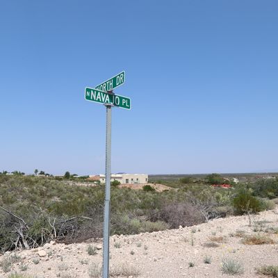 N North Drive, Tombstone, AZ 85638