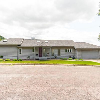 N2020 Joy Ln, La Crosse, WI 54601