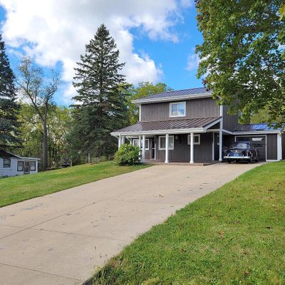 N3347 Juniper Rd, Lake Geneva, WI 53147