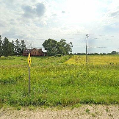 N5256 County Rd E, Iron Ridge, WI 53035