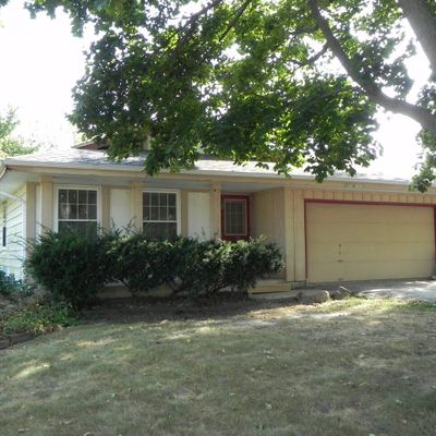 S77 W18359 Janesville Rd, Muskego, WI 53150