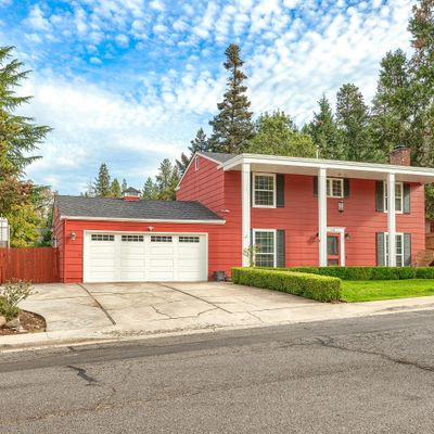 115 Beekman Sq, Jacksonville, OR 97530