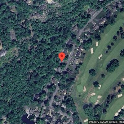 12 Fairway Trl, Sparta, NJ 07871