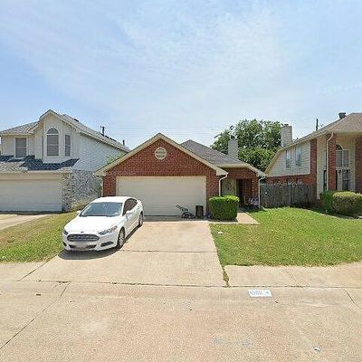 1066 Hayworth Ave, Duncanville, TX 75137