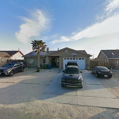 10725 Garibaldi Dr, California City, CA 93505